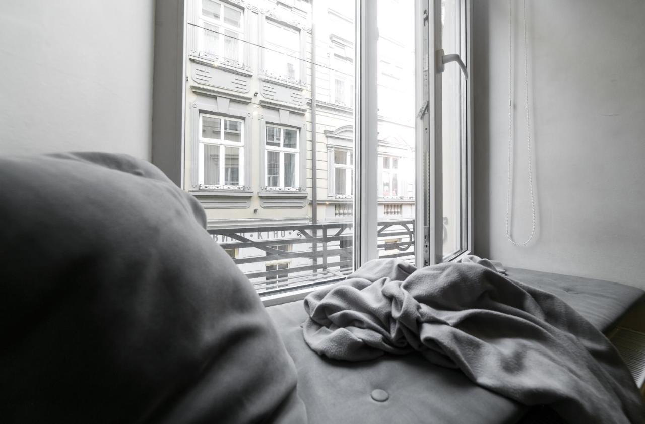Main Square Apartment Good Stay In The City Center Lviv Exterior photo