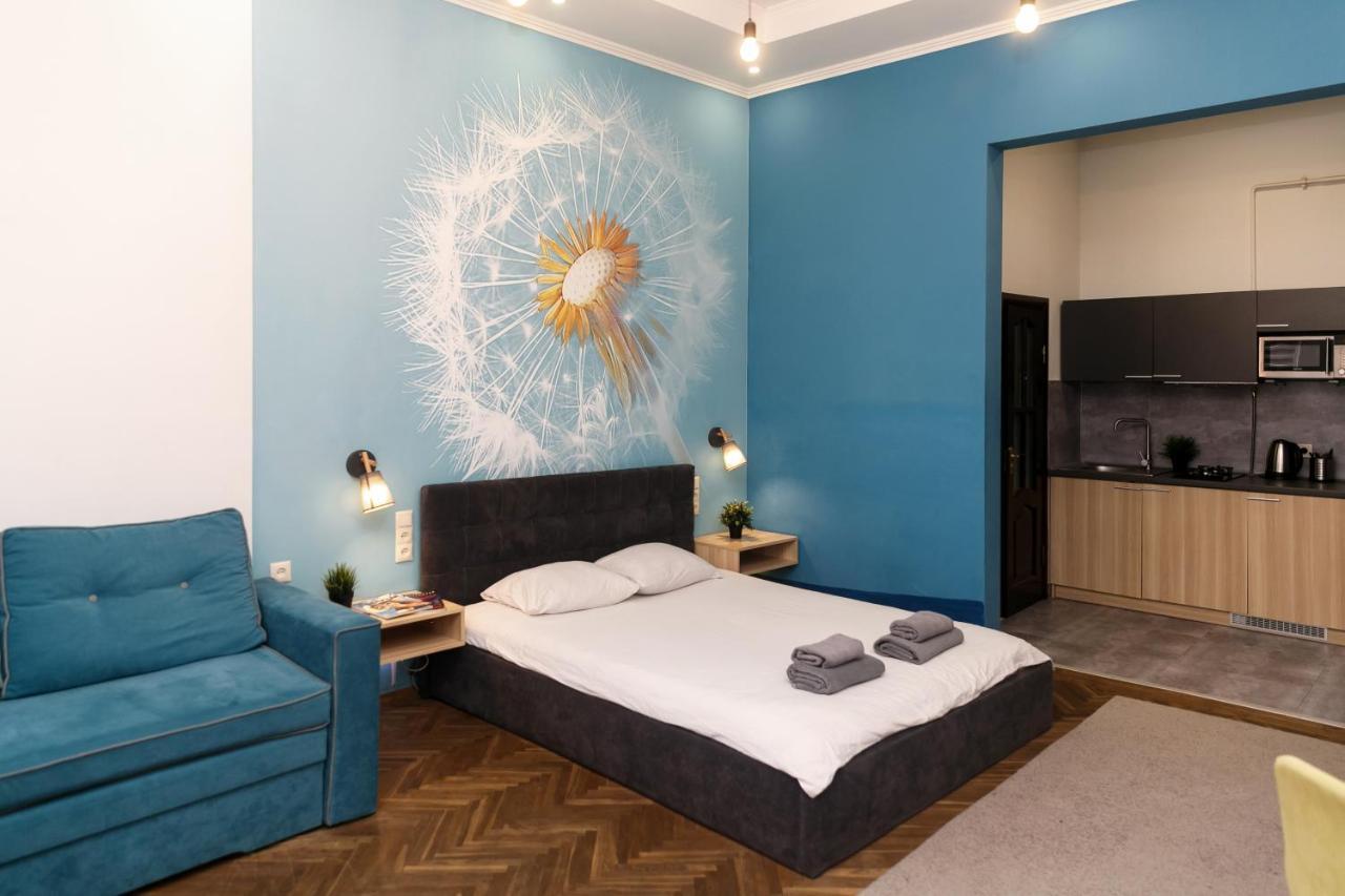 Main Square Apartment Good Stay In The City Center Lviv Exterior photo